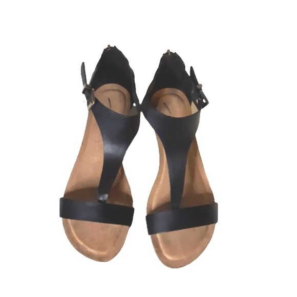 Kenneth Cole Reaction Great Gal T-Strap Wedge Gladiator Summer Sandal - Picture 2 of 11